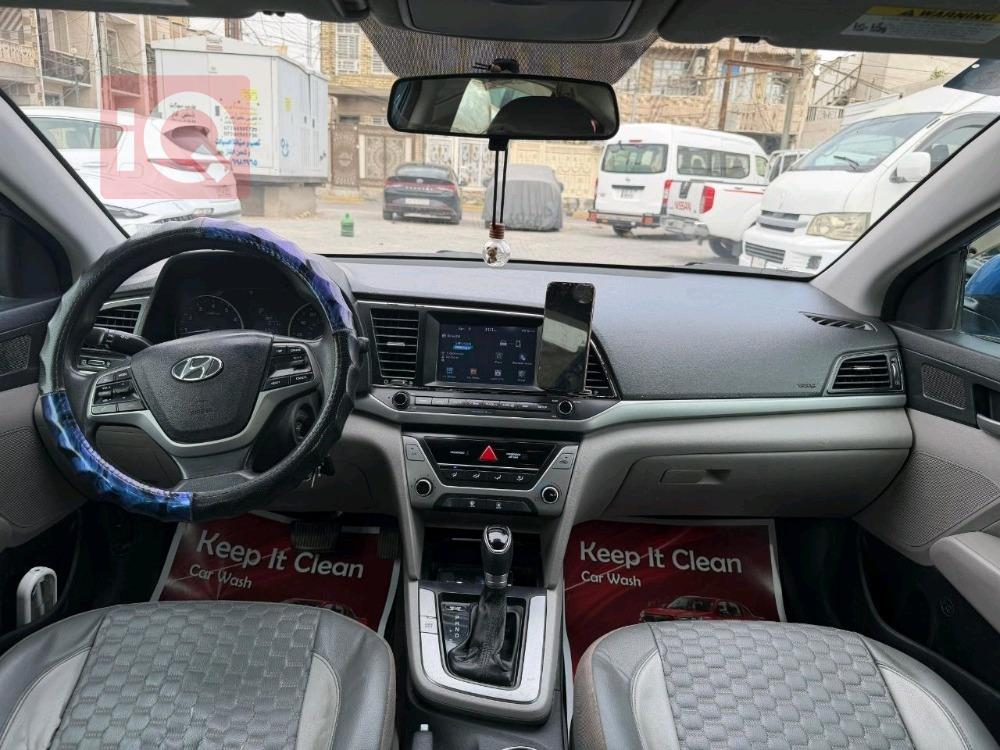 هيونداي النترا